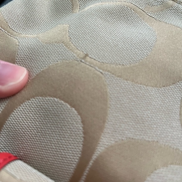 Coach crossbody hobo style purse - Picture 8 of 11